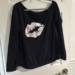 Women’s off the shoulder black sweatshirt